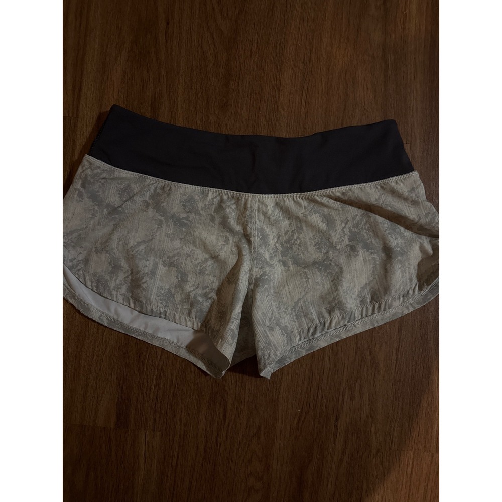Vuori Two-Tone Light Gray Athletic Shorts with Black Waistband